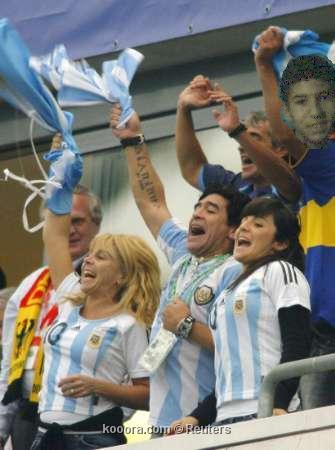 salah ma3a maradona f tiran